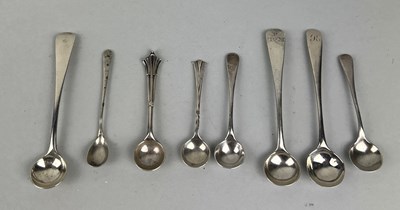 Lot 130 - A COLLECTION OF SILVER CADDY SPOONS TO INCLUDE GEORGIAN