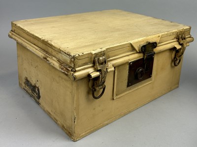 Lot 661 - AN ANTIQUE PAINTED TRUNK