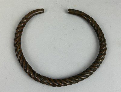 Lot 246 - AN ANTIQUE BRONZE TORC