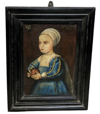 Lot 396 - A 16TH CENTURY STYLE OIL PAINTING ON PANEL DEPICTING A GIRL HOLDING AN APPLE