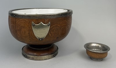 Lot 116 - A LARGE EARLY 20TH CENTURY WOODEN PRESENTATION BOWL WITH METAL MOUNTS ALONG WITH A SMALL SILVER MOUNTED BOWL