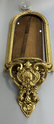 Lot 563A - A GILT WOOD CORBELL FRAME FOR A WALL MIRROR OR PAINTING