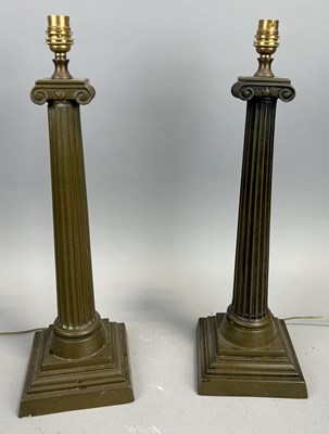 Lot 705 - A PAIR OF COMPOSITE CORINTHIUM COLUMN TABLE LAMPS