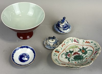 Lot 177 - A GROUP OF CHINESE CERAMICS TO INCLUDE A LANGYAO STEM CUP