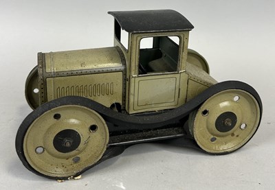 Lot 262 - A PRE-WAR BING LORRY, LACKING TENDER