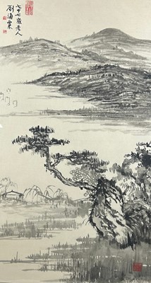 Lot 84 - A LARGE CHINESE INK AND WATERCOLOUR OF A RIVER...