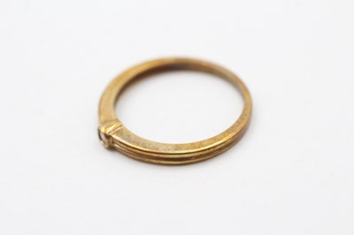 Lot 72 - A 9CT GOLD DIAMOND SOLITAIRE RING (1.8g)