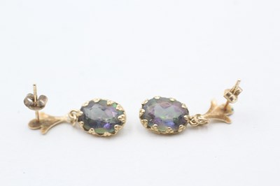 Lot 74 - A PAIR OF 14CT GOLD MYSTIC TOPAZ DROP EARRINGS WITH 9CT GOLD BACKS (1g)