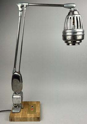 Lot 166 - AN UNUSUAL LAMP MARRIAGE OF AN AMERICAN DAZOR...