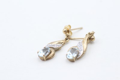 Lot 79 - A PAIR OF 9CT GOLD DIAMOND AND TOPAZ DROP EARRINGS (1.7g)