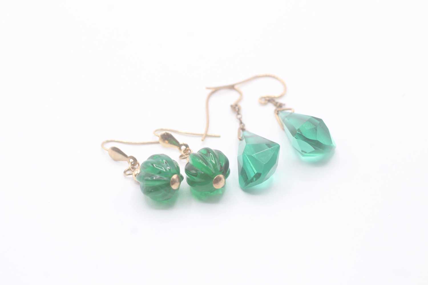 Lot 80 - 2X 9CT GOLD GREEN PASTE DROP EARRINGS (6.4g)