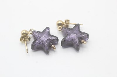 Lot 81 - A PAIR OF 9CT GOLD BLUE GLASS STAR DROP EARRINGS (3.6g)