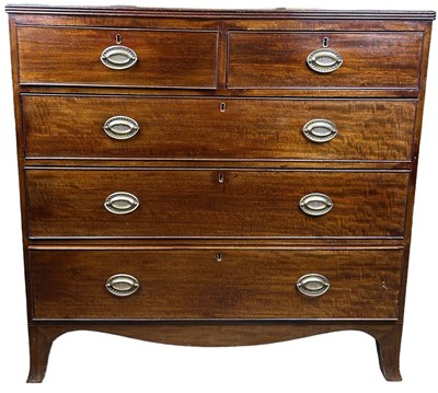 Lot 175 - A GOOD EARLY 19TH CENTURY MAHOGANY CHEST OF...