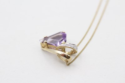 Lot 87 - A 9CT GOLD AMETHYST AND DIAMOND PENDANT ON CHAIN(1.8g)
