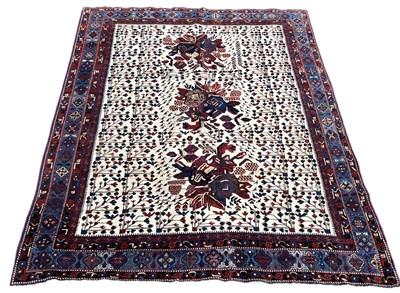 Lot 729 - A FINE PERSIAN WOOL RUG CIRCA 1920