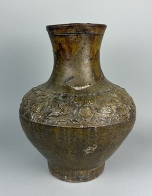 Lot 198 - A LARGE CHINESE WESTERN HAN DYNASTY JAR