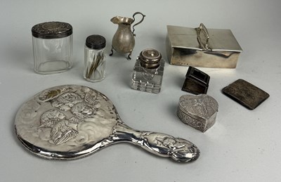 Lot 99 - VARIOUS SILVER ITEMS TO INCLUDE VANITY, A HEART SHAPED BOX AND MORE