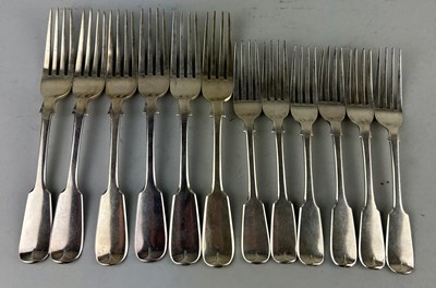 Lot 70 - A SET OF TWELVE SILVER FORKS,

Weight 750gms