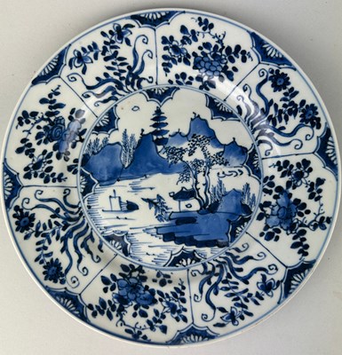 Lot 79 - AN 18TH CENTURY CHINESE PORCELAIN DISH, 

Qing...