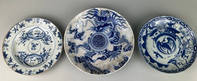 Lot 93 - A GROUP OF THREE 19TH CENTURY CHINESE EXPORT...