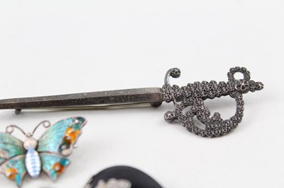 Lot 140 - A COLLECTION OF ANTIQUE SILVER JEWELLERY INC. CHARLES HORNER x 4 25g