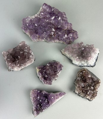 Lot 183 - A COLLECTION OF AMETHYST CRYSTALS

A...