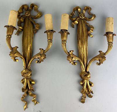 Lot 347 - A PAIR OF GILT WOOD WALL SCONCES IN THE FORM...