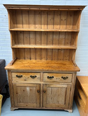 Lot 401 - A PINE KITCHEN DRESSER, 

Two shelves above...