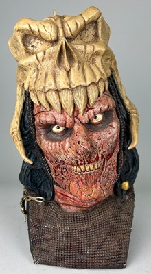 Lot 447 - A REALISTIC HORROR MASK OF A SCI-FI ZOMBIE,...