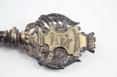 Lot 44 - EDWARDIAN .925 STERLING SILVER PRESENTATION KEY