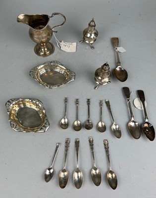 Lot 78 - A COLLECTION OF SILVER TO INCLUDE CUTLERY,...