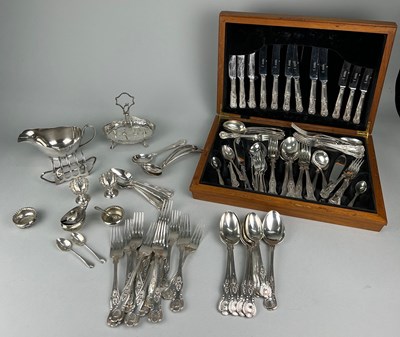 Lot 98 - A COLLECTION OF SILVER PLATED CUTLERY AND...