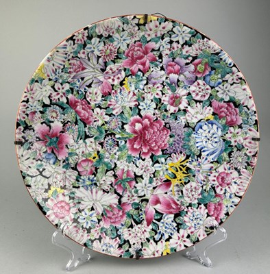 Lot 109 - A CHINESE 'MILLEFLEUR' PLATE, with...