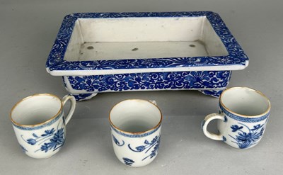 Lot 127 - A CHINESE BLUE AND WHITE JARDINIERE ALONG WITH...