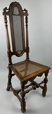 Lot 298 - A WILLIAM AND MARY WALNUT SIDE CHAIR, 

The...