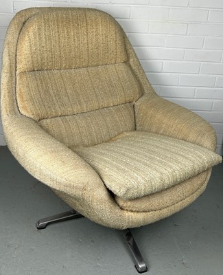 Lot 336 - A MID CENTURY EGG SWIVEL CHAIR UPHOLSTERED IN...