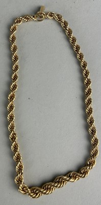 Lot 32 - A 14CT GOLD ROPE CHAIN NECKLACE,

Weight: 20.6gms