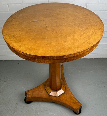 Lot 450 - A 19TH CENTURY CONTINENTAL BIEDERMEIER...