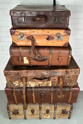 Lot 514 - A COLLECTION OF SIX ANTIQUE SUITCASES AND...