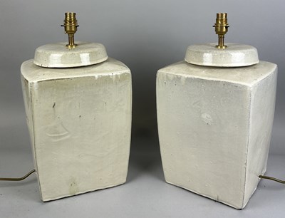 Lot 710 - A PAIR OF CERAMIC TABLE LAMPS BY INDIA JANE