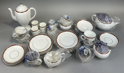 Lot 598 - A WEDGWOOD CHINA TEA AND COFFEE SET