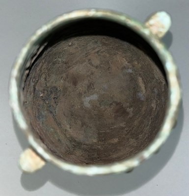 Lot 7 - A CHINESE ARCHAIC STYLE BRONZE VERDIGRIS ARROW...