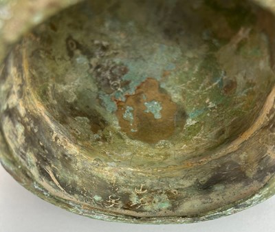 Lot 7 - A CHINESE ARCHAIC STYLE BRONZE VERDIGRIS ARROW...