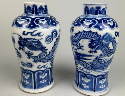 Lot 58 - A PAIR OF 19TH CENTURY CHINESE BLUE AND WHITE...