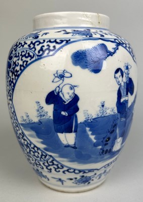 Lot 68 - A CHINESE BLUE AND WHITE VASE DECORATED WITH...