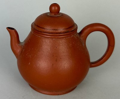 Lot 114I - A CHINESE YIXING CLAY TEA POT, 

Marks to...