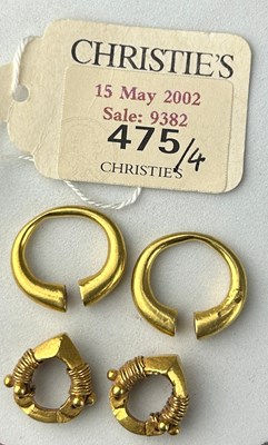 Lot 11 - A PAIR OF PARTHIAN GOLD EARRINGS CIRCA 2ND...