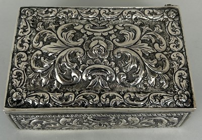 Lot 155 - A FOREIGN 800 SOLID SILVER BOX, 

Repousse...