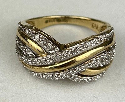 Lot 169 - A 9CT GOLD RING, 

Weight: 4gms