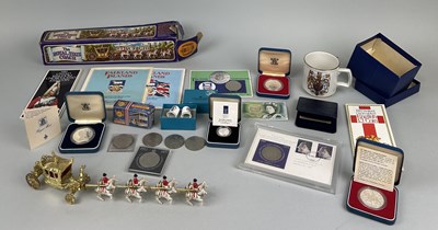 Lot 1225 - A COLLECTION OF ROYAL MEMORABILLIA TO INCLUDE JUBILEE AND OTHER SILVER COINS